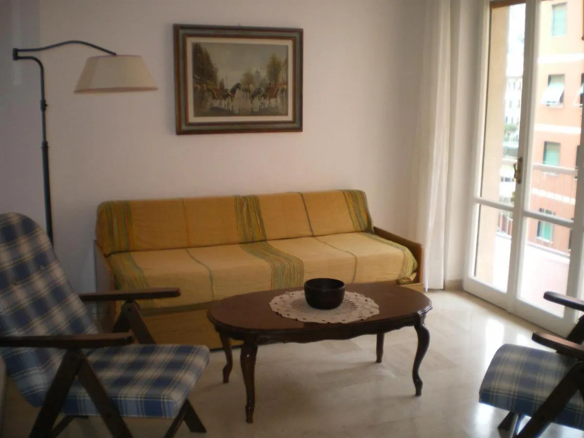 Poppy Apartment Levanto 0*,  Italy